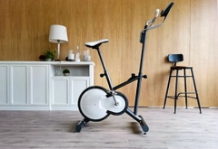 不用再往健身房跑！小莫智能动感单车，在家也能轻松锻炼！